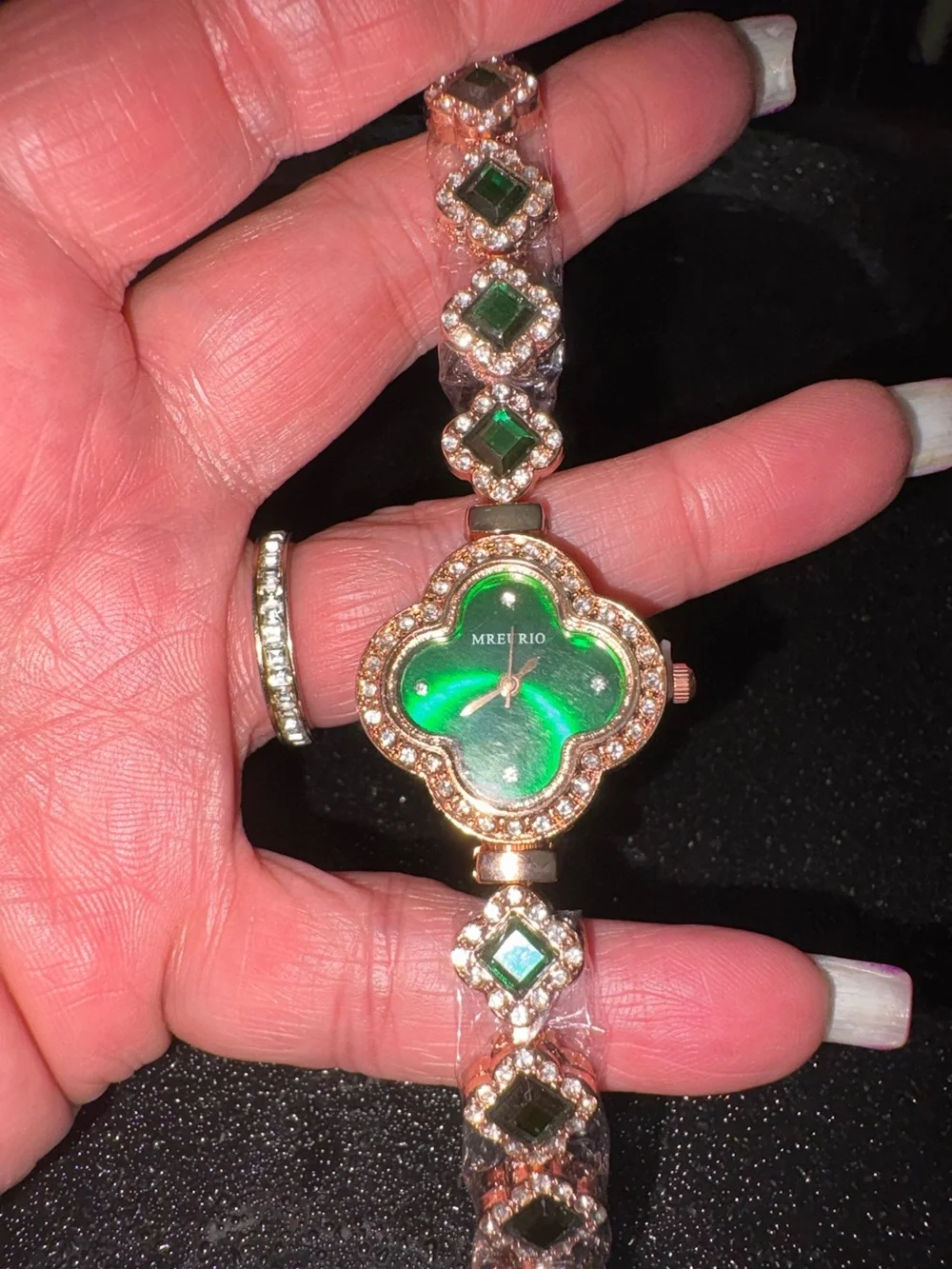 Watch-Emerald Green simulated 4 Leaf Clover Rose Gold Watches, Diamond like Brac
